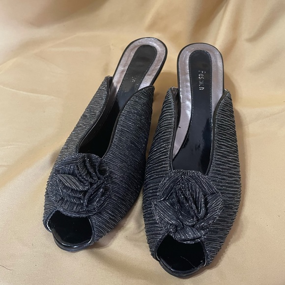 Shoes - Picture 7 of 7